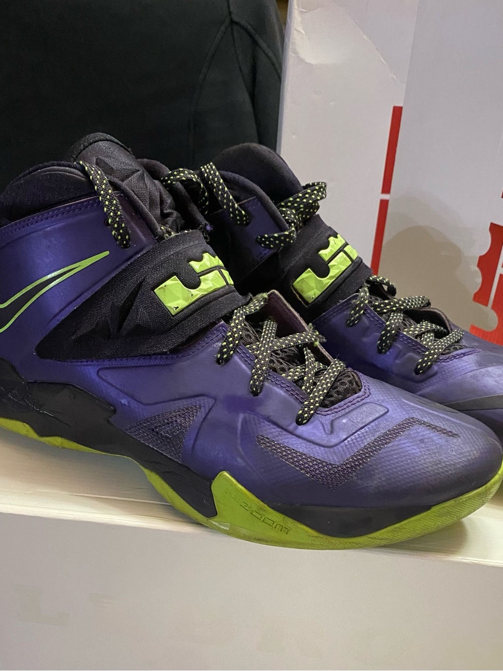 RARE - Nike LeBron Zoom Soldier VII with original box